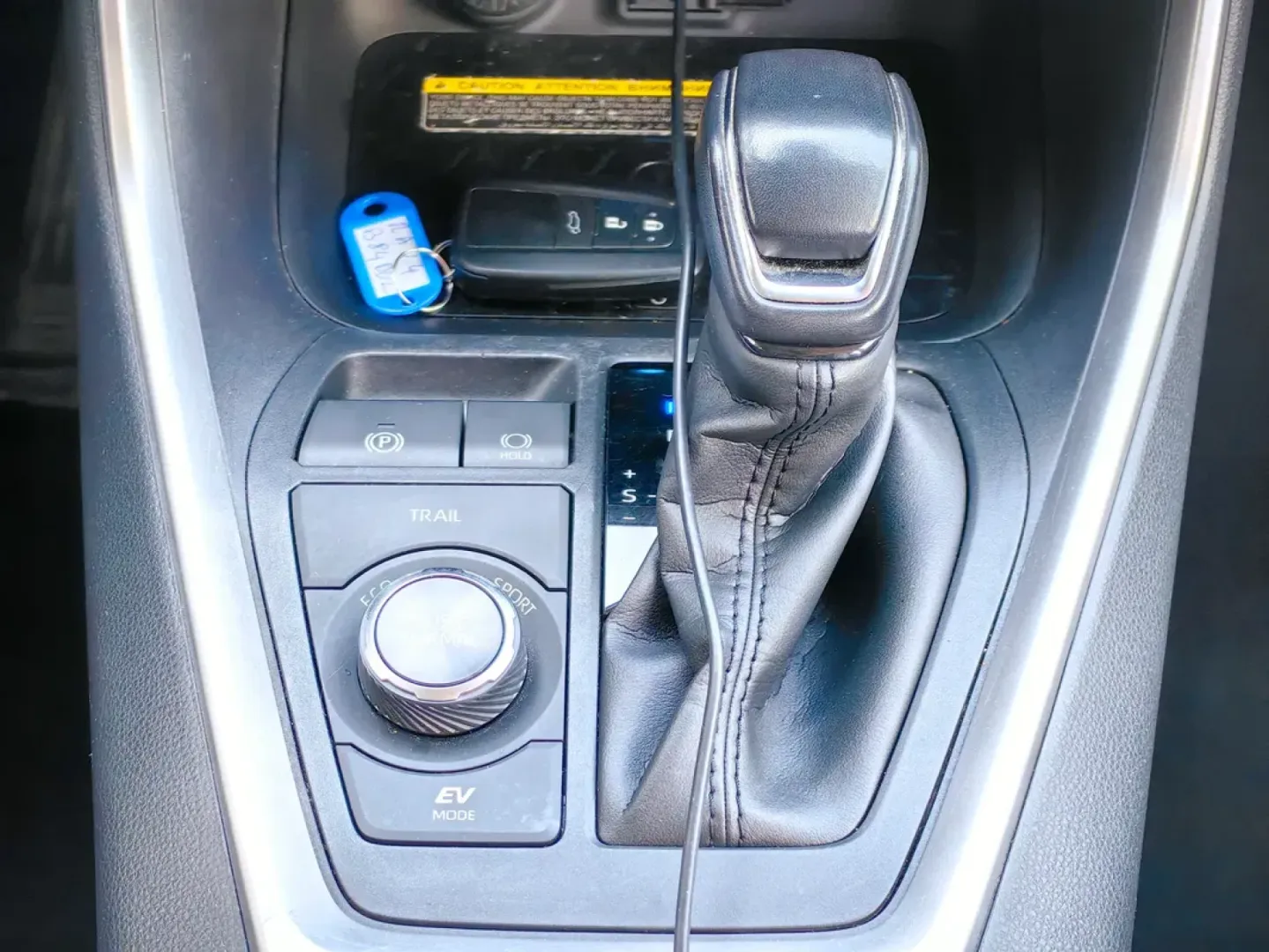 Cumpara/ Vinde online Toyota RAV 4 2021 SH, la cel mai bun pret pentru tine!