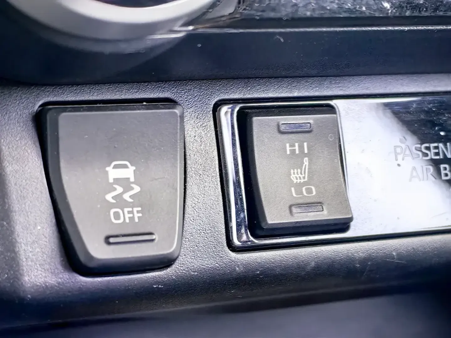 Cumpara/ Vinde online Toyota RAV 4 2021 SH, la cel mai bun pret pentru tine!