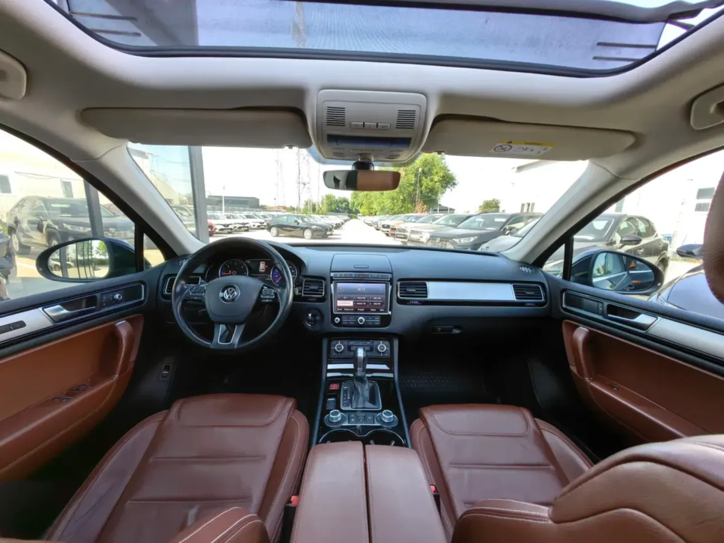 Cumpara/ Vinde online Volkswagen Touareg 2017 SH, la cel mai bun pret pentru tine!
