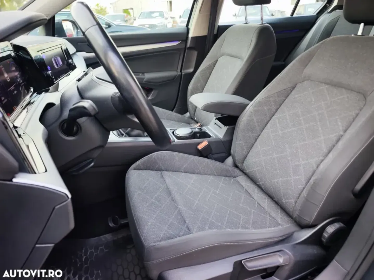 Cumpara/ Vinde online Volkswagen Golf 2022 SH, la cel mai bun pret pentru tine!