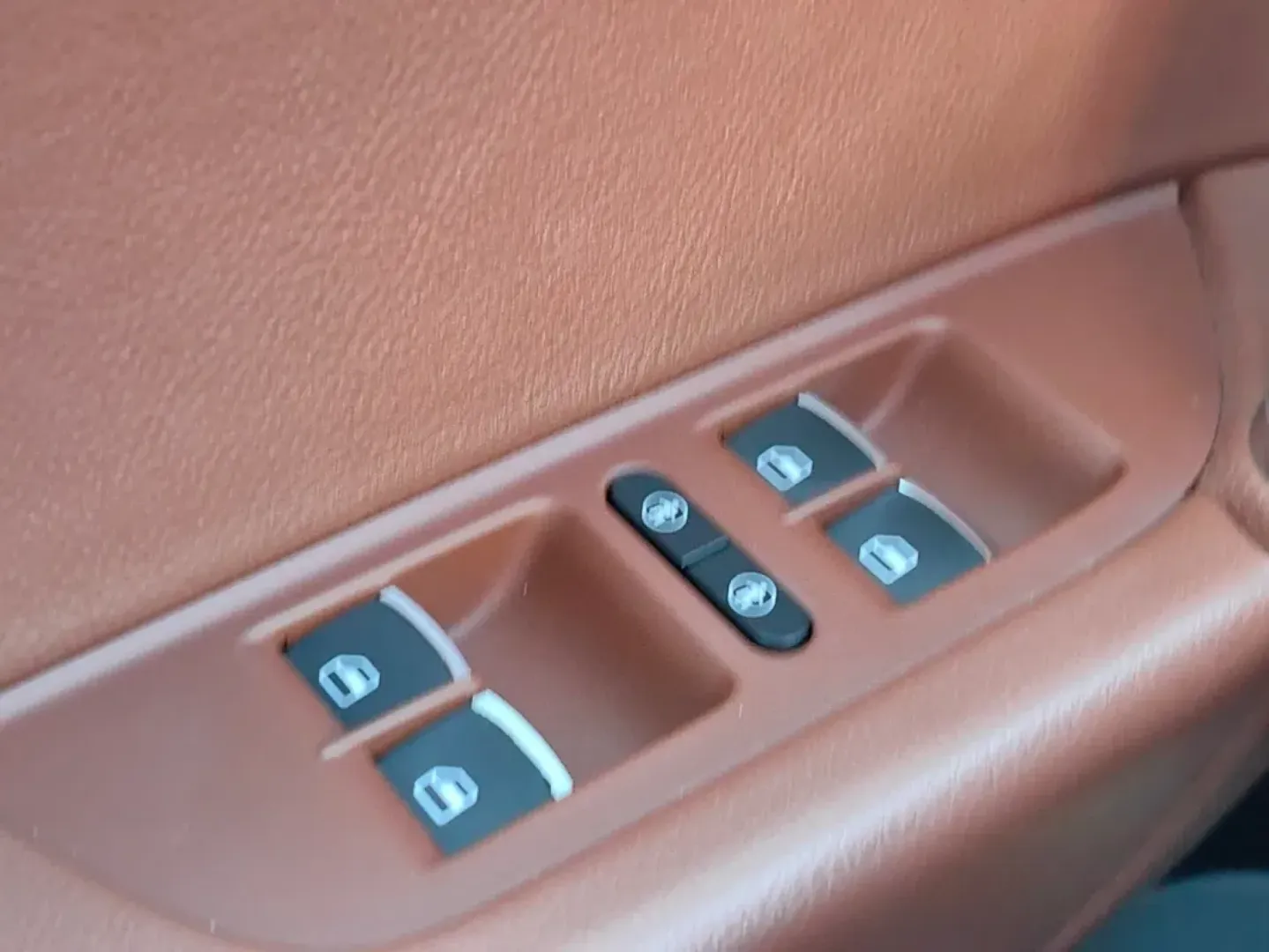 Cumpara/ Vinde online Volkswagen Touareg 2017 SH, la cel mai bun pret pentru tine!