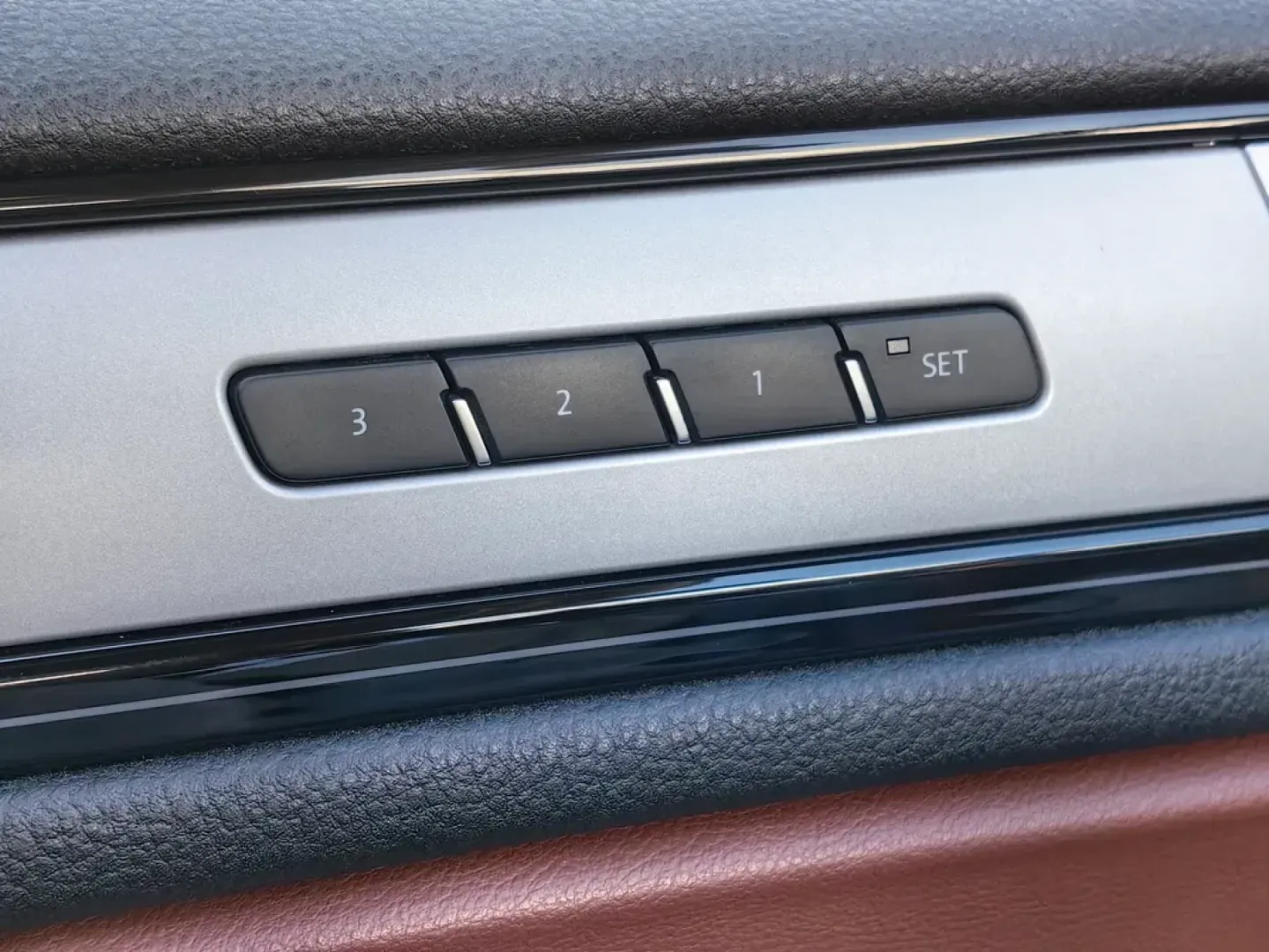 Cumpara/ Vinde online Volkswagen Touareg 2017 SH, la cel mai bun pret pentru tine!