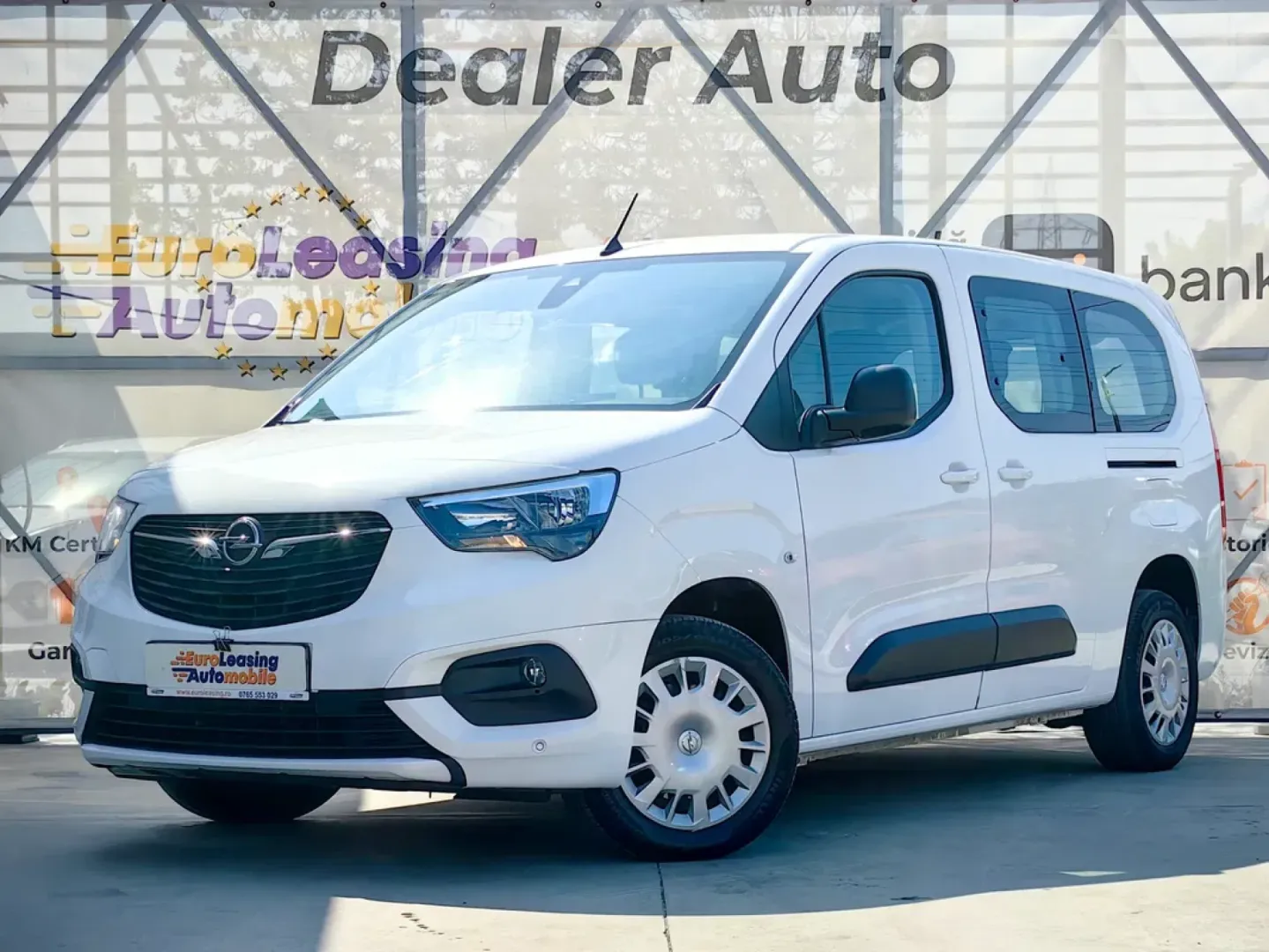 Cumpara/ Vinde online Opel Combo 2022 SH, la cel mai bun pret pentru tine!