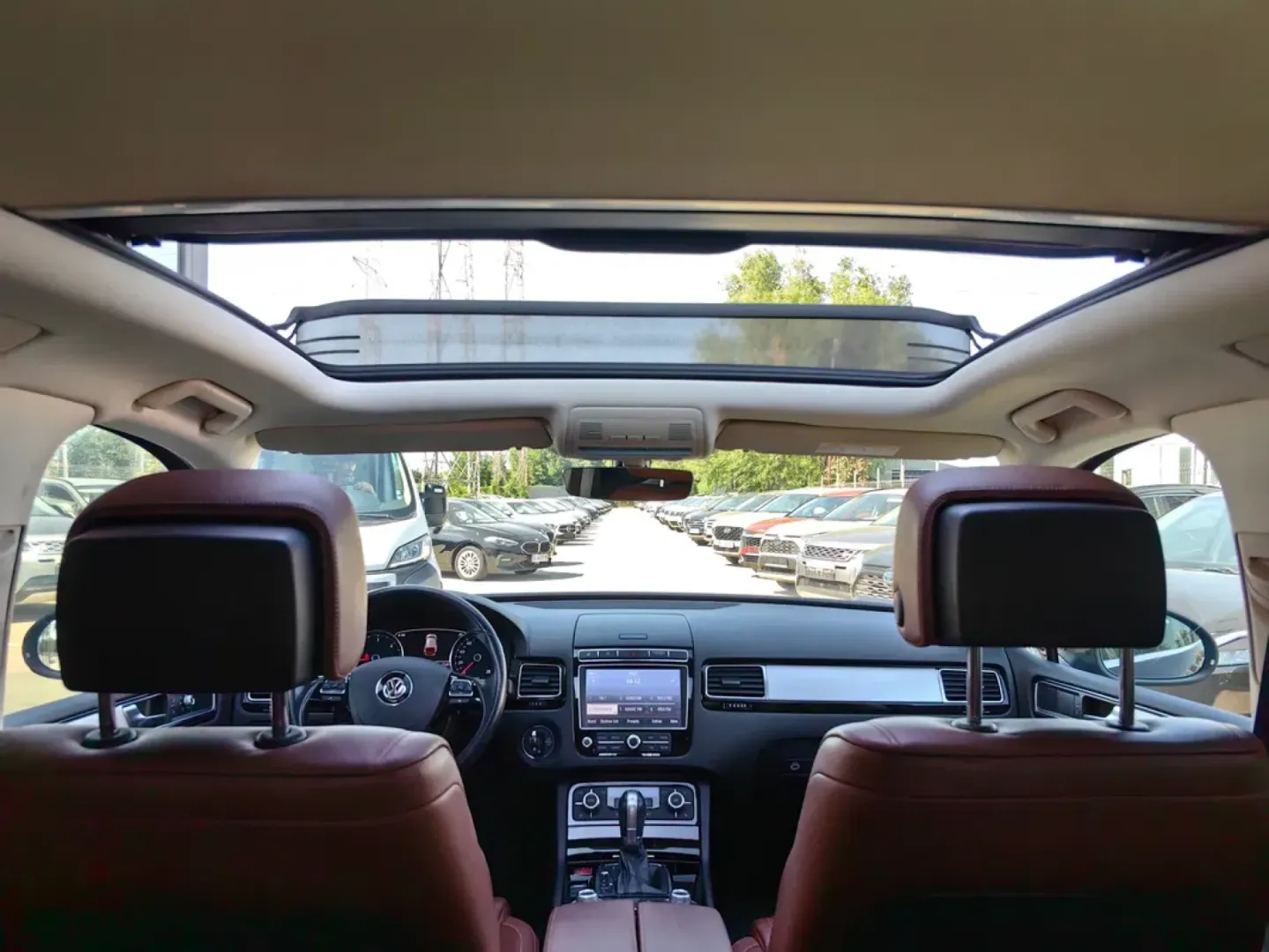 Cumpara/ Vinde online Volkswagen Touareg 2017 SH, la cel mai bun pret pentru tine!