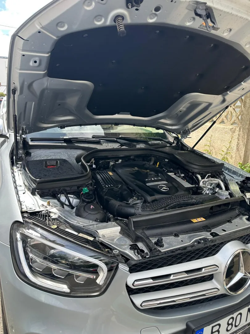 Cumpara/ Vinde online Mercedes-Benz GLC 300 2021 SH, la cel mai bun pret pentru tine!