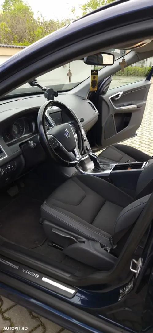 Cumpara/ Vinde online Volvo XC60 2014 SH, la cel mai bun pret pentru tine!