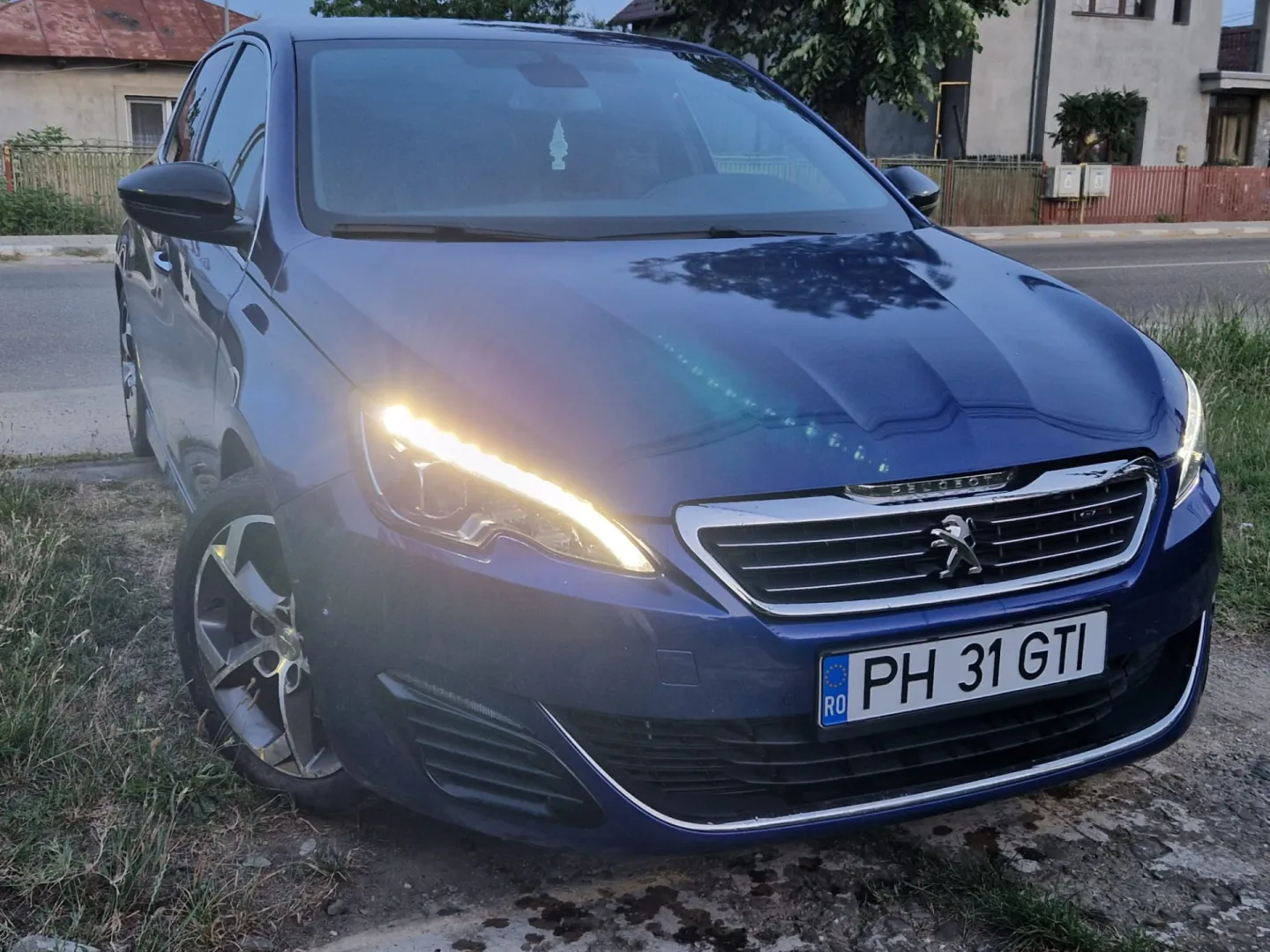 Cumpara/ Vinde online Peugeot 308 2015 SH, la cel mai bun pret pentru tine!