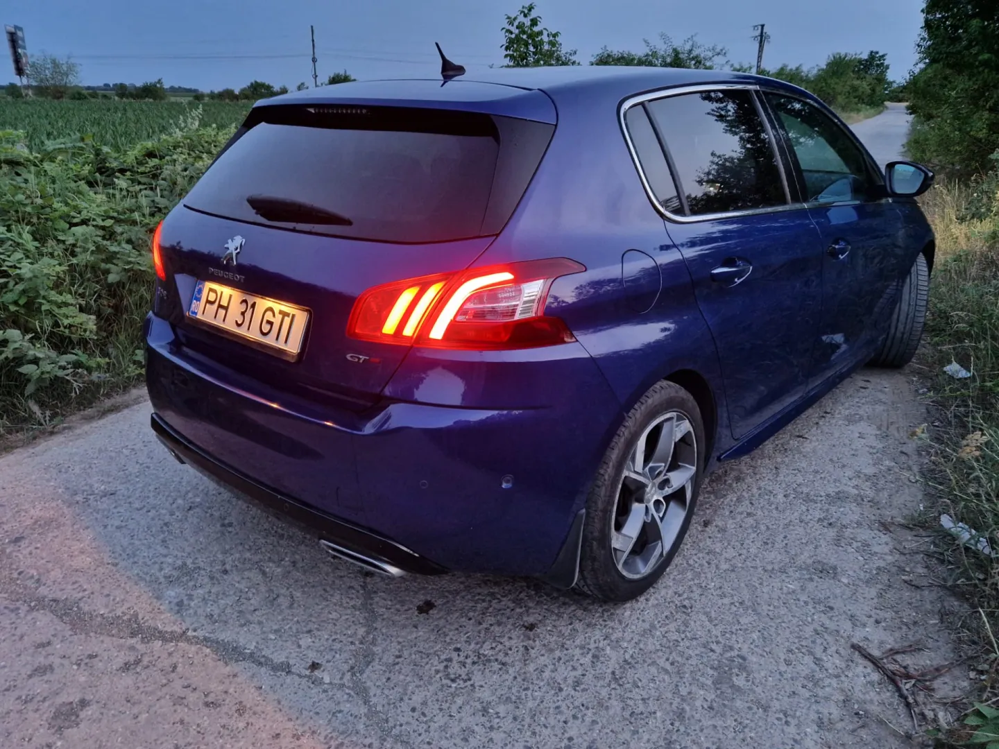 Cumpara/ Vinde online Peugeot 308 2015 SH, la cel mai bun pret pentru tine!