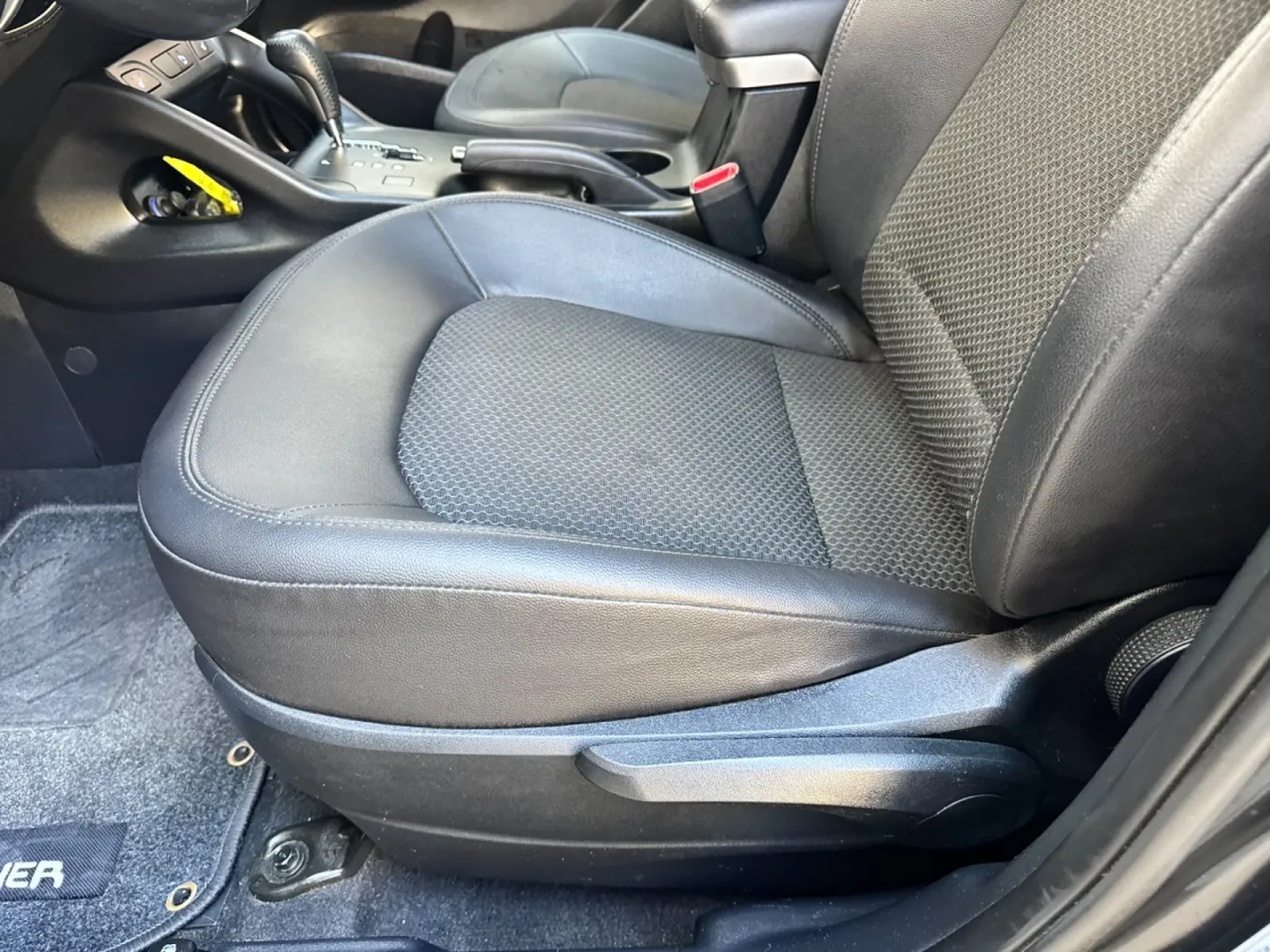 Cumpara/ Vinde online Hyundai ix35 2010 SH, la cel mai bun pret pentru tine!