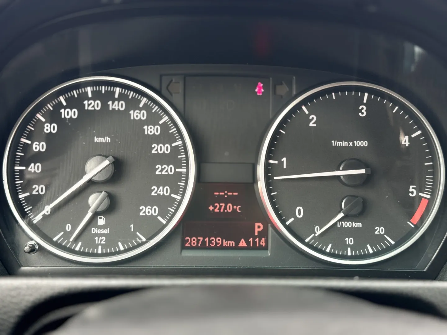 Cumpara/ Vinde online BMW 3 Series 2009 SH, la cel mai bun pret pentru tine!