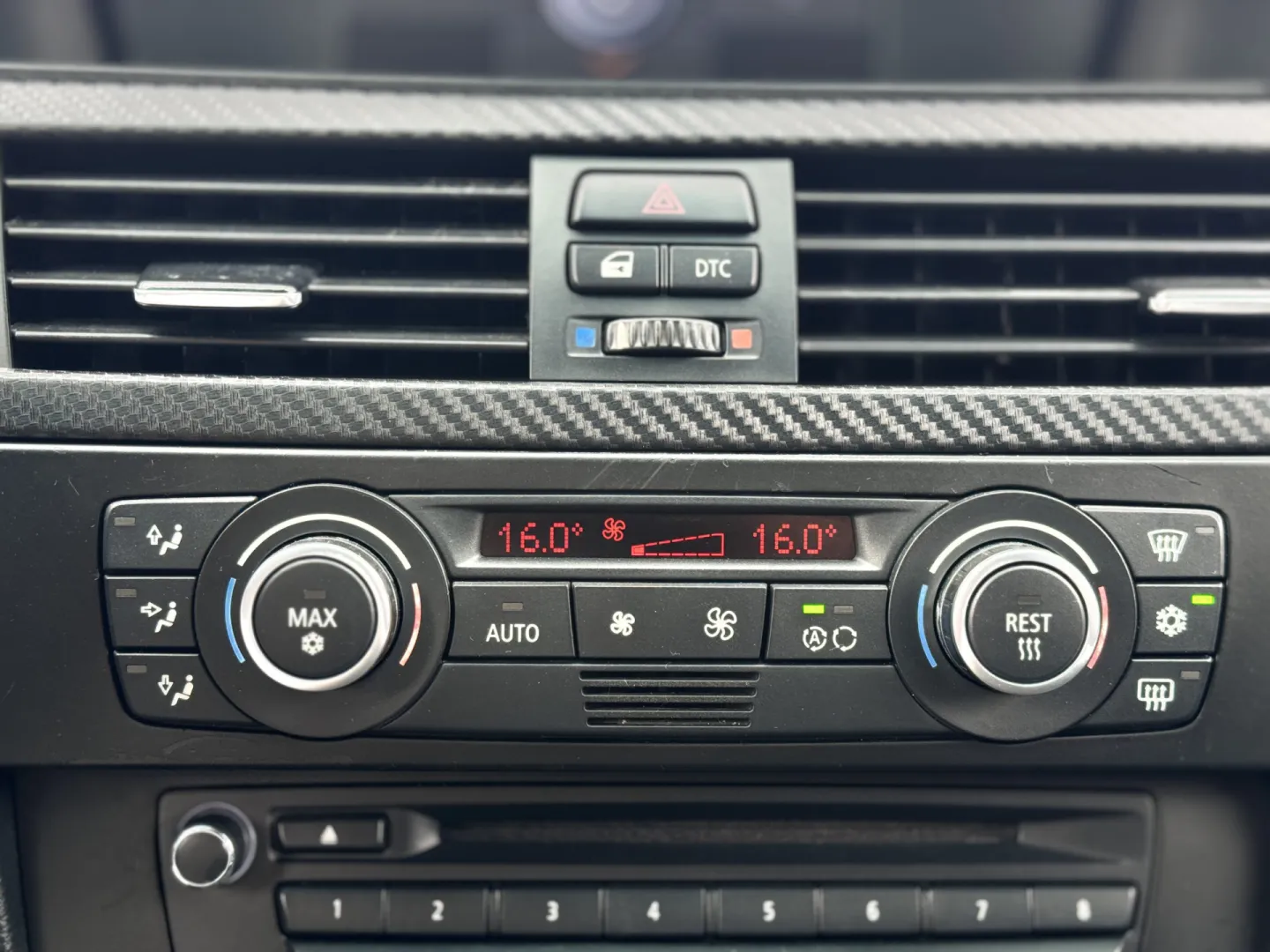 Cumpara/ Vinde online BMW 3 Series 2009 SH, la cel mai bun pret pentru tine!