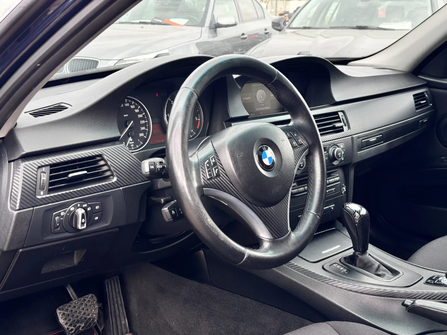 Cumpara/ Vinde online BMW 3 Series 2009 SH, la cel mai bun pret pentru tine!