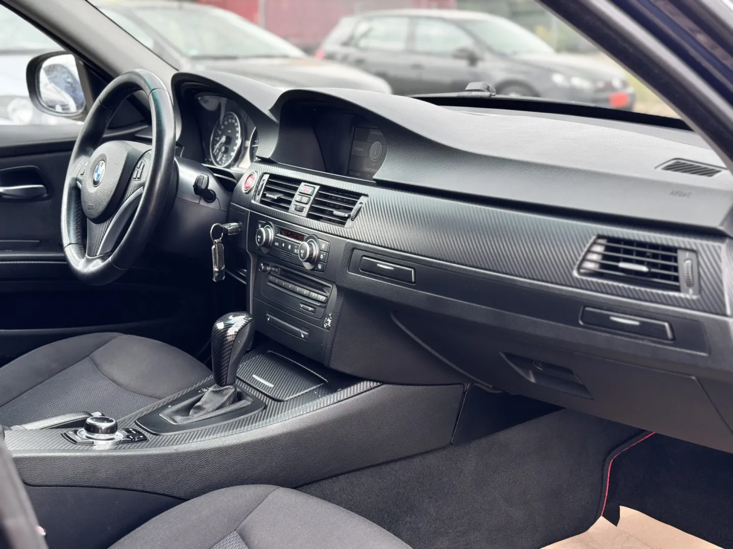 Cumpara/ Vinde online BMW 3 Series 2009 SH, la cel mai bun pret pentru tine!