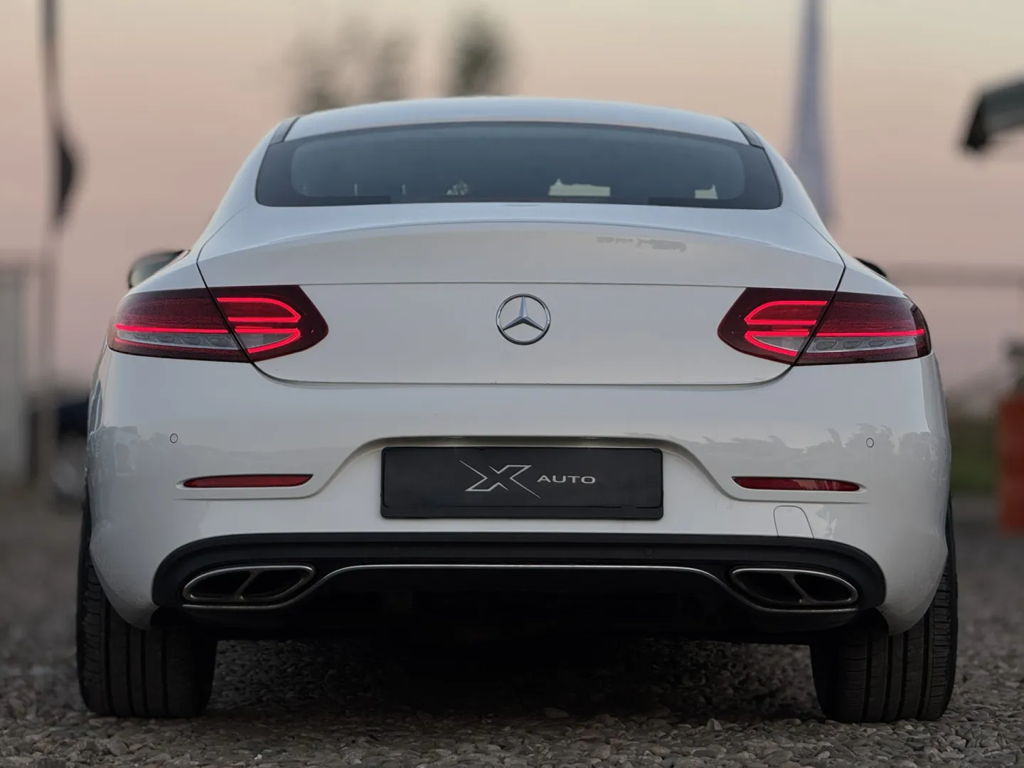 Cumpara/ Vinde online Mercedes-Benz C-Class 2016 SH, la cel mai bun pret pentru tine!