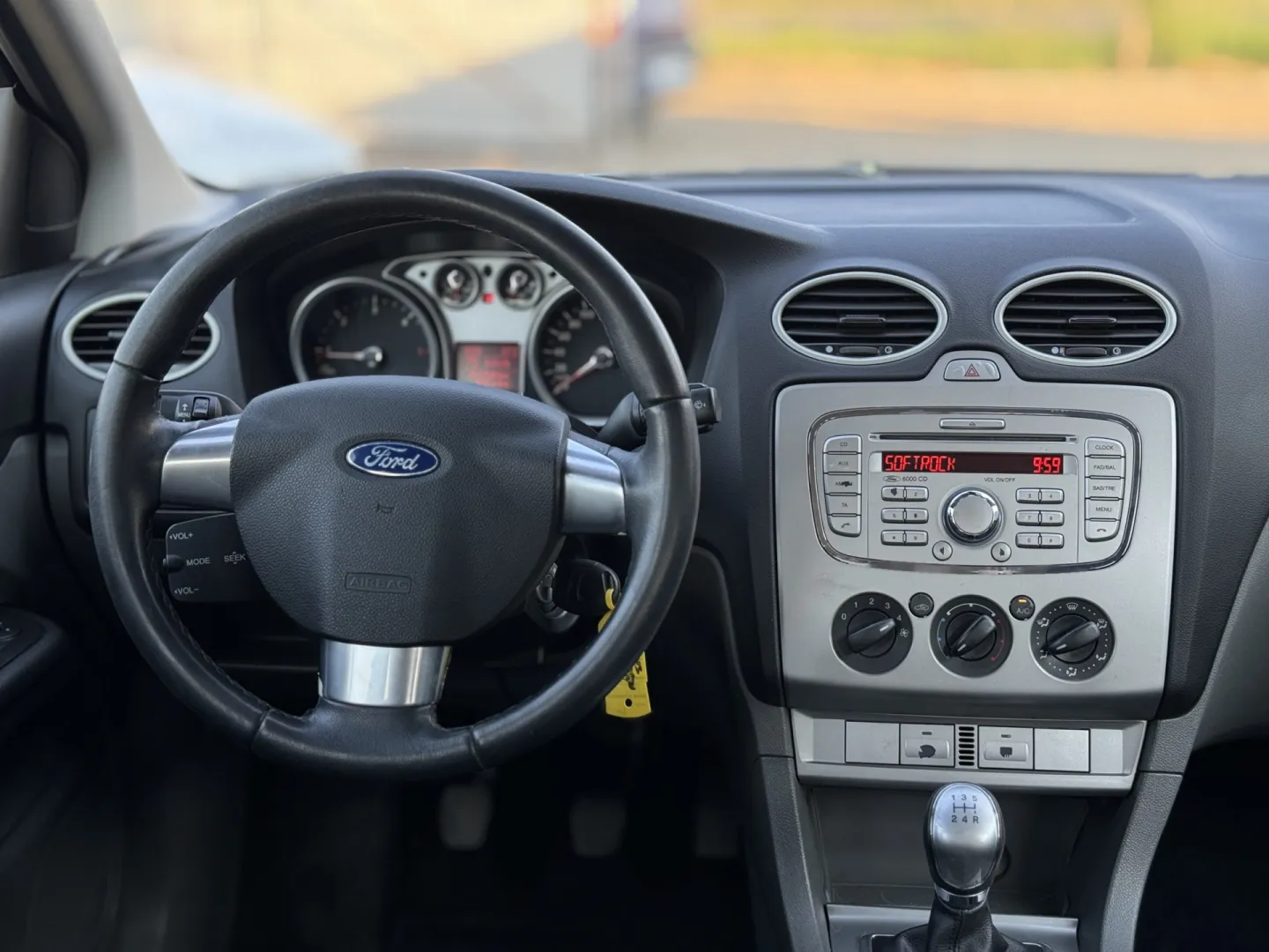 Cumpara/ Vinde online Ford Focus 2009 SH, la cel mai bun pret pentru tine!