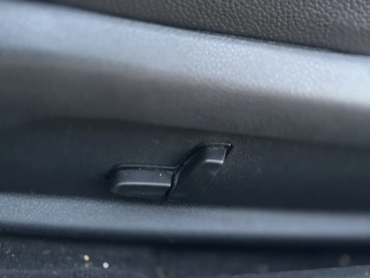 Cumpara/ Vinde online Mercedes-Benz C-Class 2016 SH, la cel mai bun pret pentru tine!