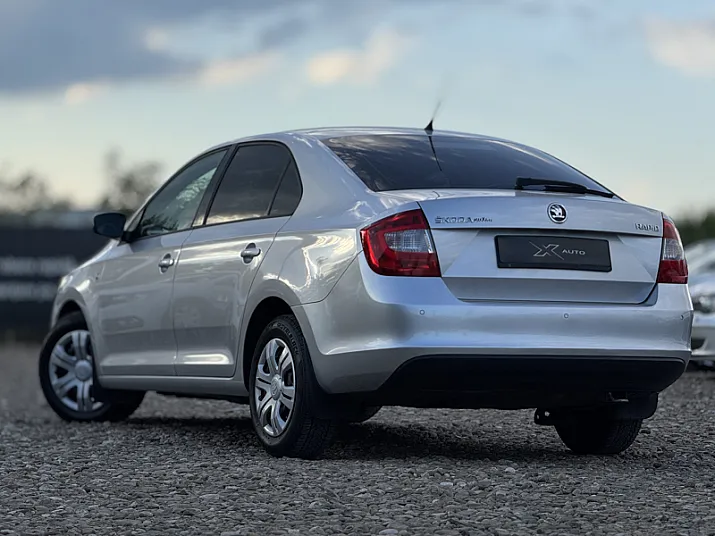 Cumpără / Vinde Skoda Rapid 2013 SH, la cel mai bun pret pentru tine!