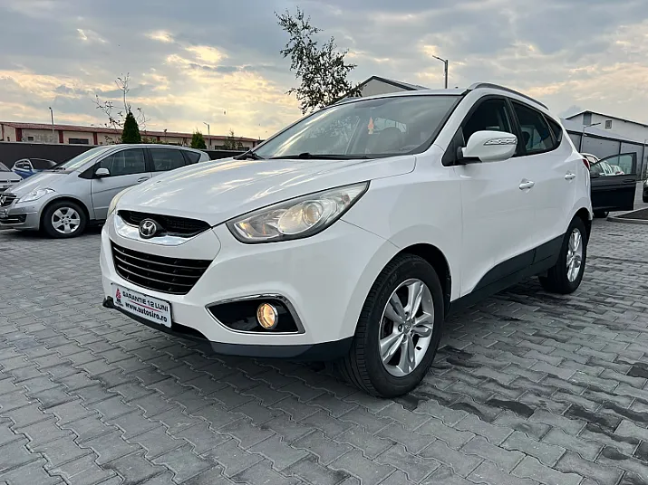 Cumpără / Vinde Hyundai iX35 2.0 CRDI Classci 2WD 2011 SH, la cel mai bun pret pentru tine!