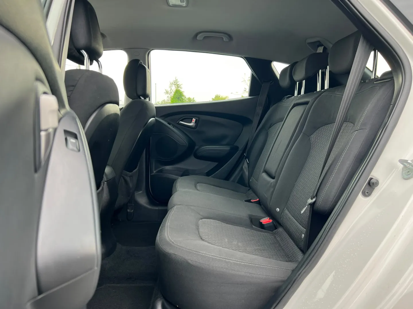 Cumpara/ Vinde online Hyundai iX35 2.0 CRDI Classci 2WD 2011 SH, la cel mai bun pret pentru tine!