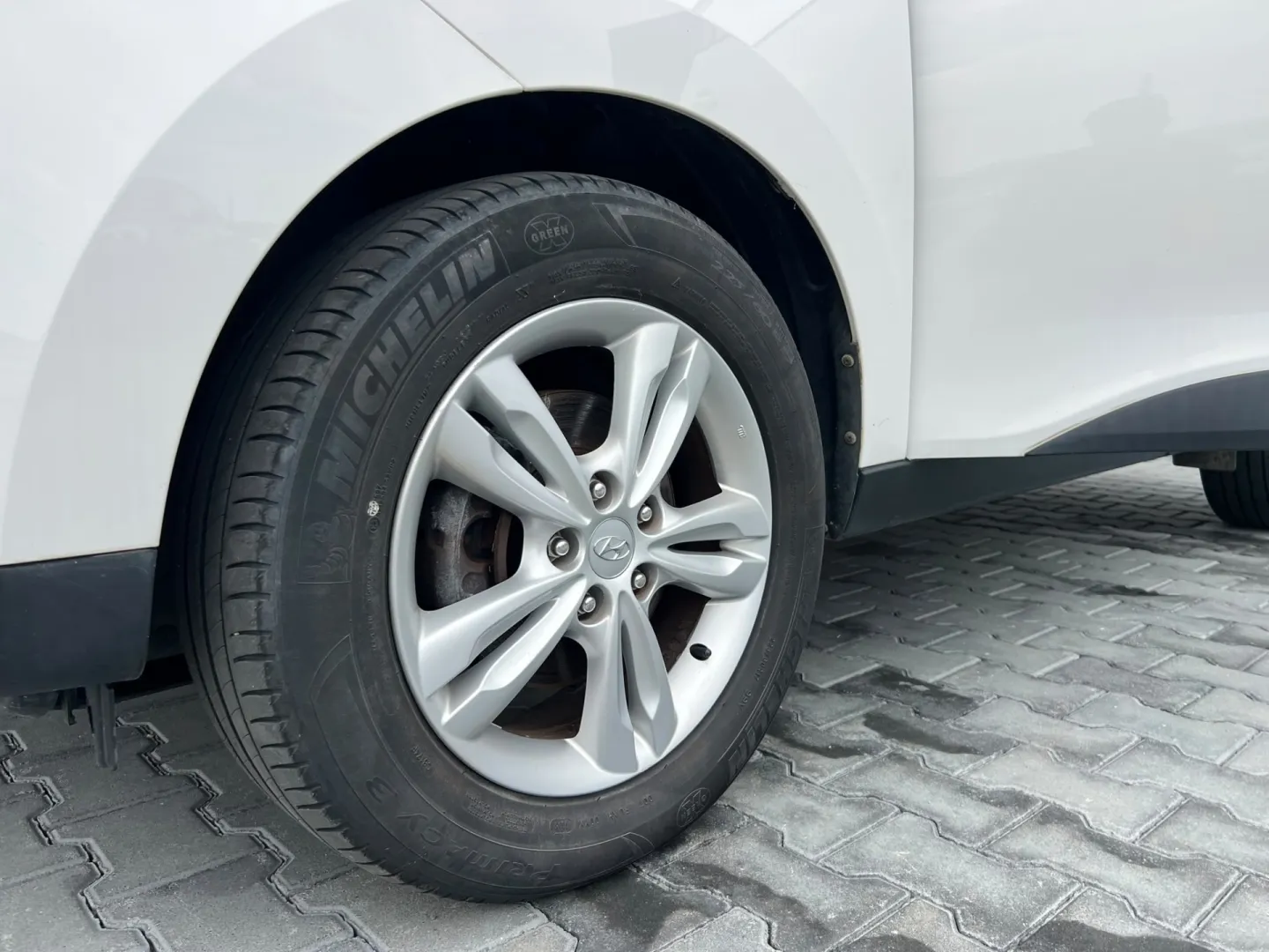 Cumpara/ Vinde online Hyundai iX35 2.0 CRDI Classci 2WD 2011 SH, la cel mai bun pret pentru tine!