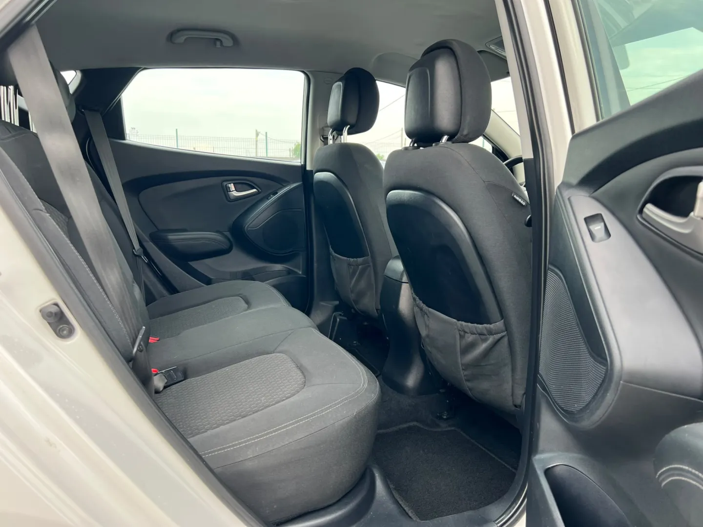 Cumpara/ Vinde online Hyundai iX35 2.0 CRDI Classci 2WD 2011 SH, la cel mai bun pret pentru tine!