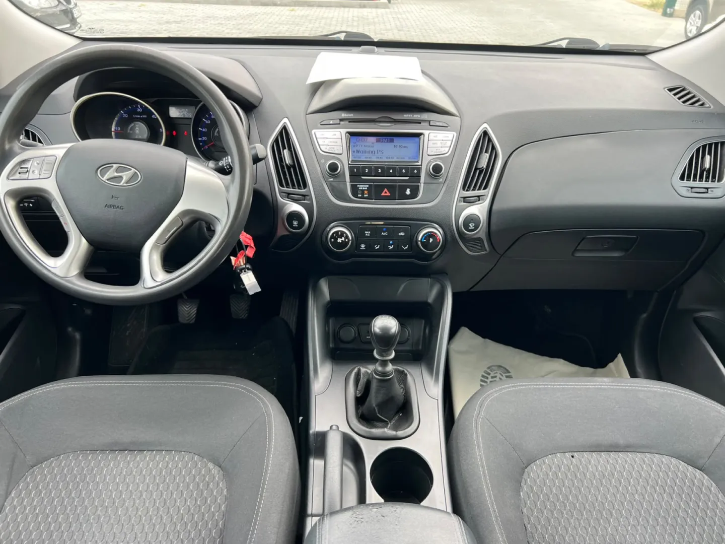Cumpara/ Vinde online Hyundai iX35 2.0 CRDI Classci 2WD 2011 SH, la cel mai bun pret pentru tine!