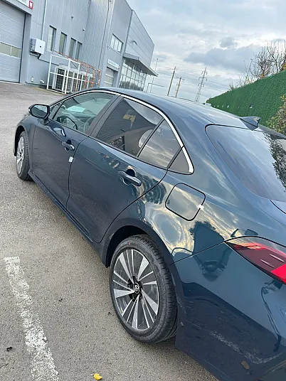 Cumpără / Vinde Toyota Corolla 2025 SH, la cel mai bun pret pentru tine!