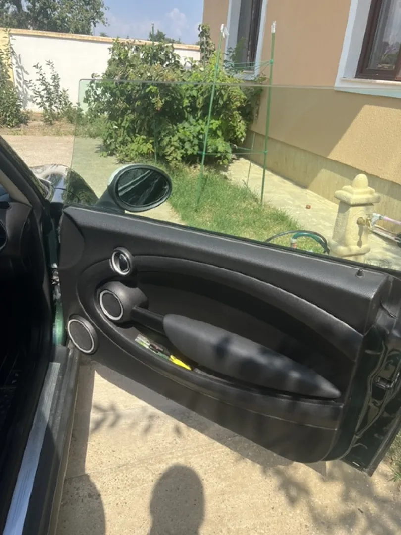 Cumpara/ Vinde online MINI Cooper 2010 SH, la cel mai bun pret pentru tine!