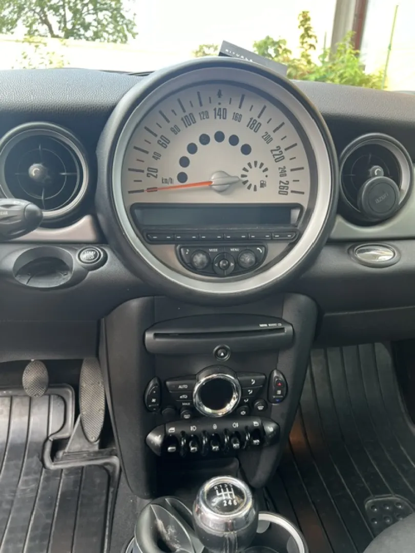 Cumpara/ Vinde online MINI Cooper 2010 SH, la cel mai bun pret pentru tine!
