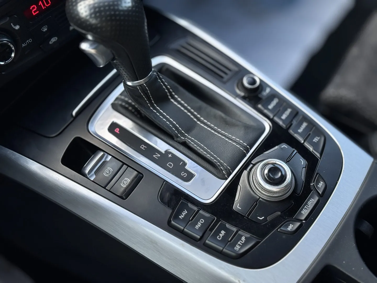 Cumpara/ Vinde online Audi A5 2011 SH, la cel mai bun pret pentru tine!