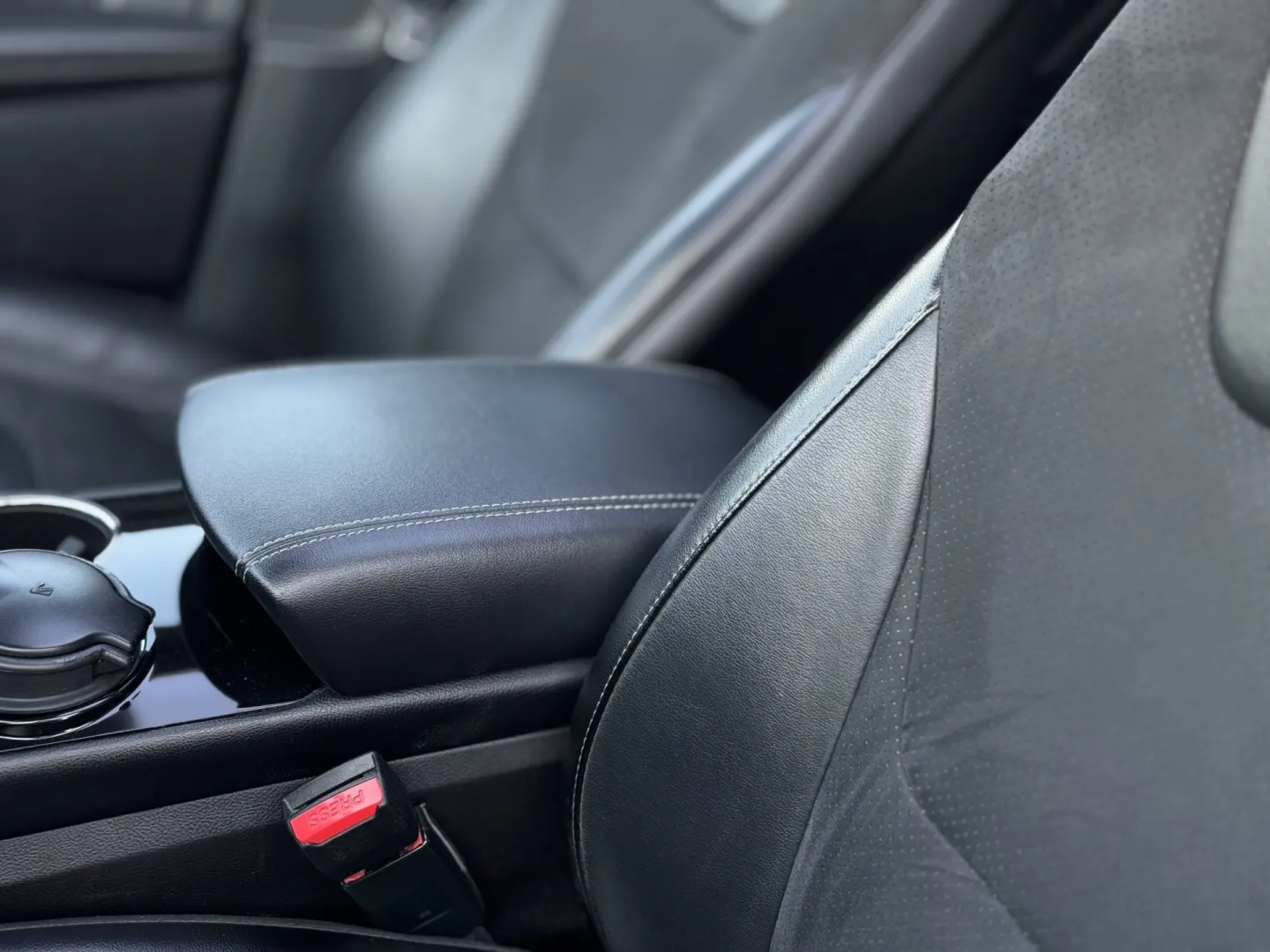 Cumpara/ Vinde online Ford Edge 2017 SH, la cel mai bun pret pentru tine!