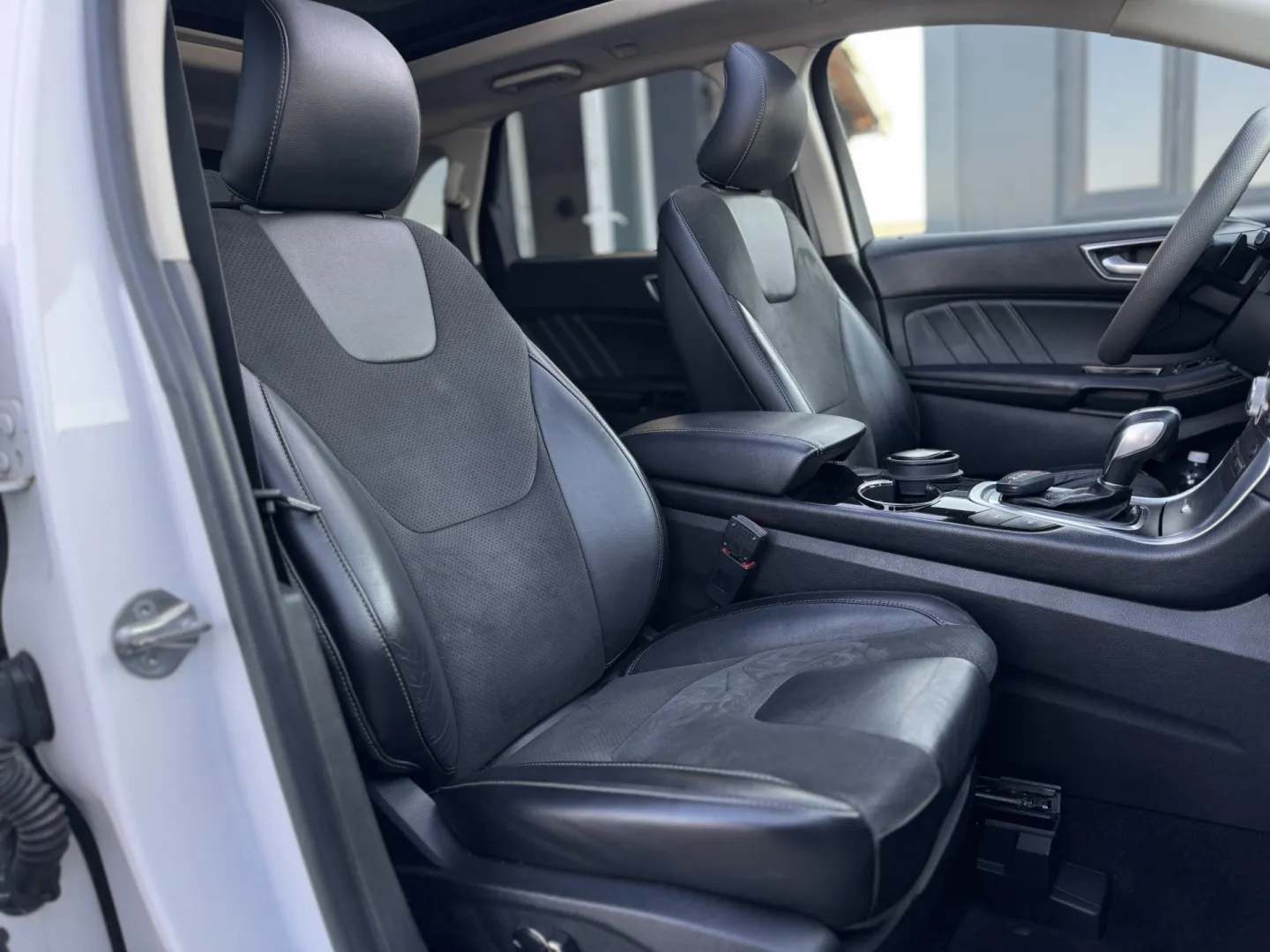 Cumpara/ Vinde online Ford Edge 2017 SH, la cel mai bun pret pentru tine!