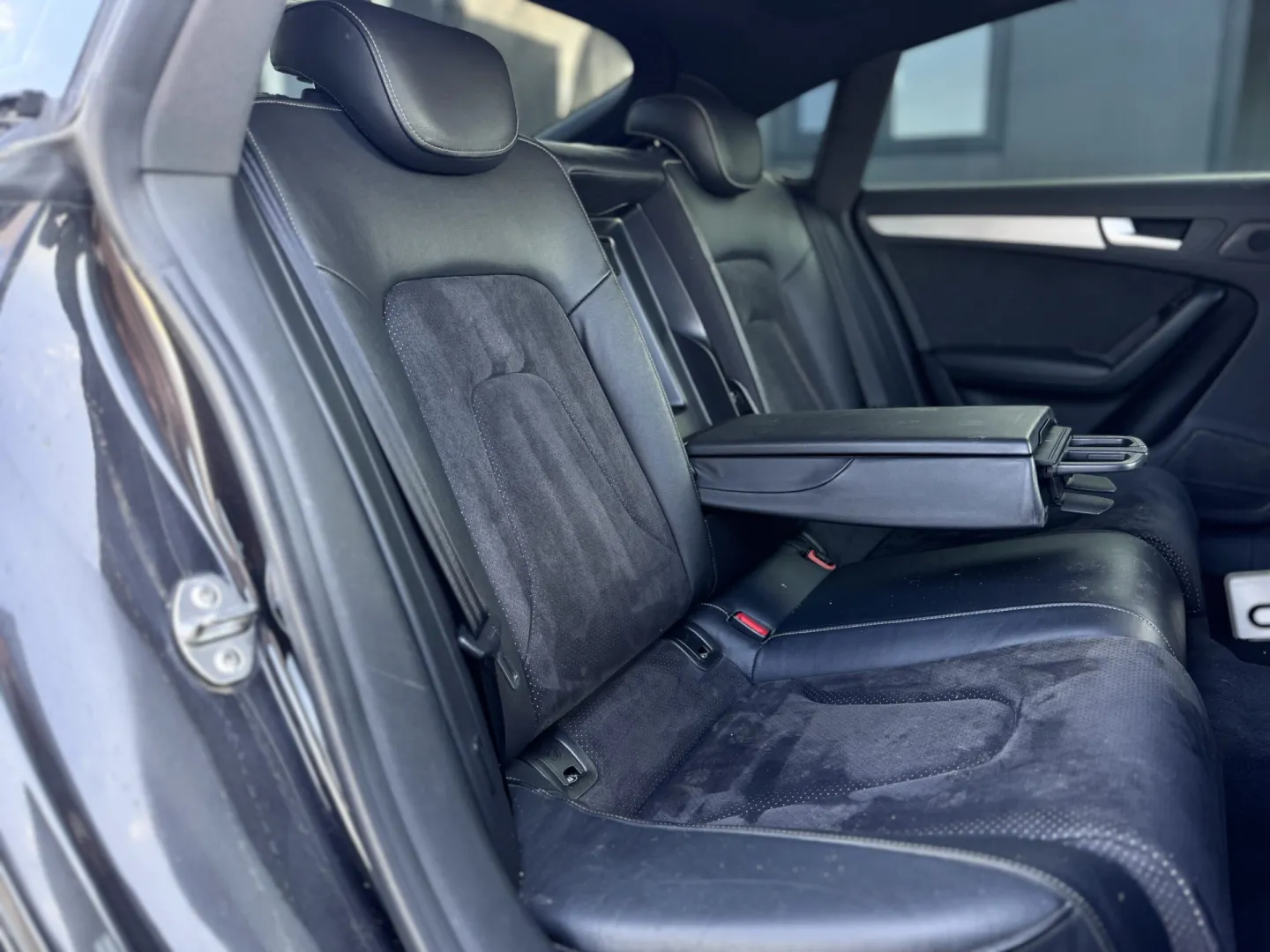 Cumpara/ Vinde online Audi A5 2011 SH, la cel mai bun pret pentru tine!