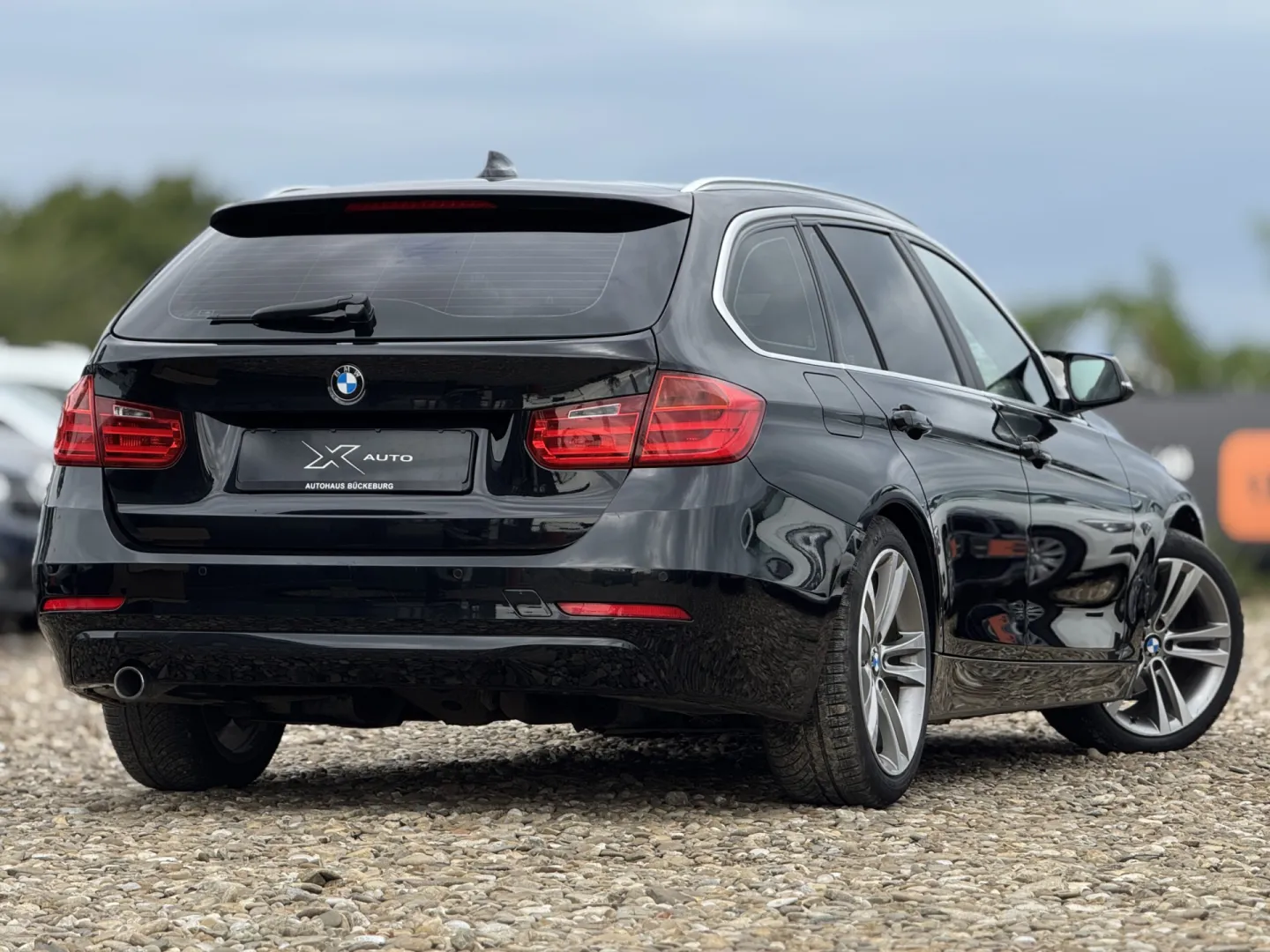 Cumpara/ Vinde online BMW 3 Series 2013 SH, la cel mai bun pret pentru tine!