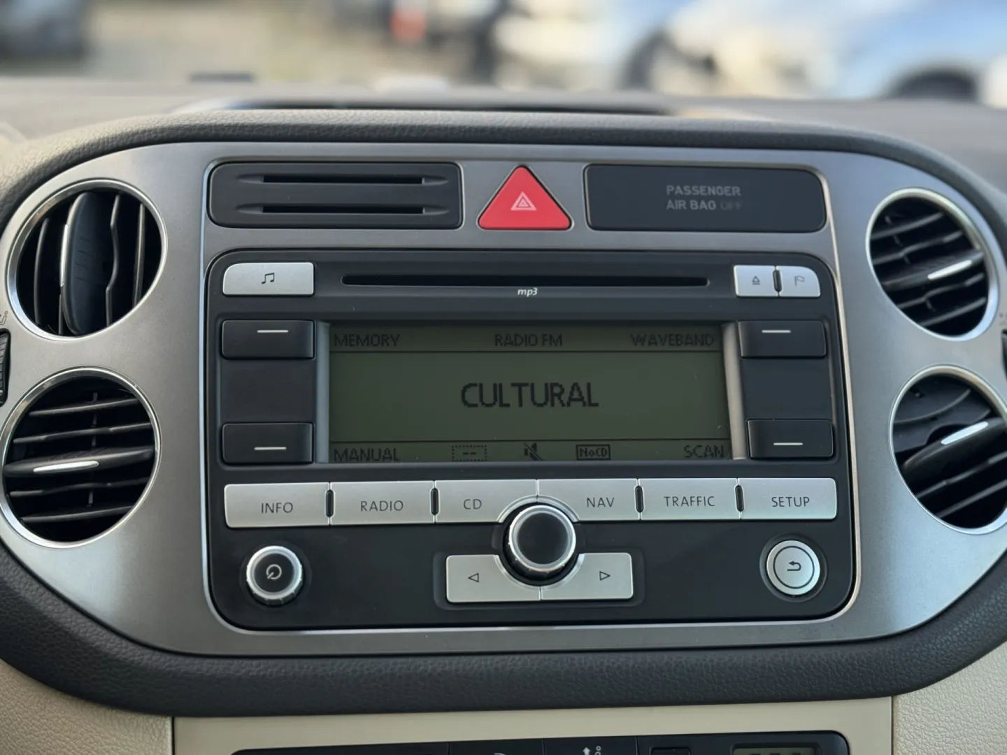 Cumpara/ Vinde online Volkswagen Tiguan 2008 SH, la cel mai bun pret pentru tine!