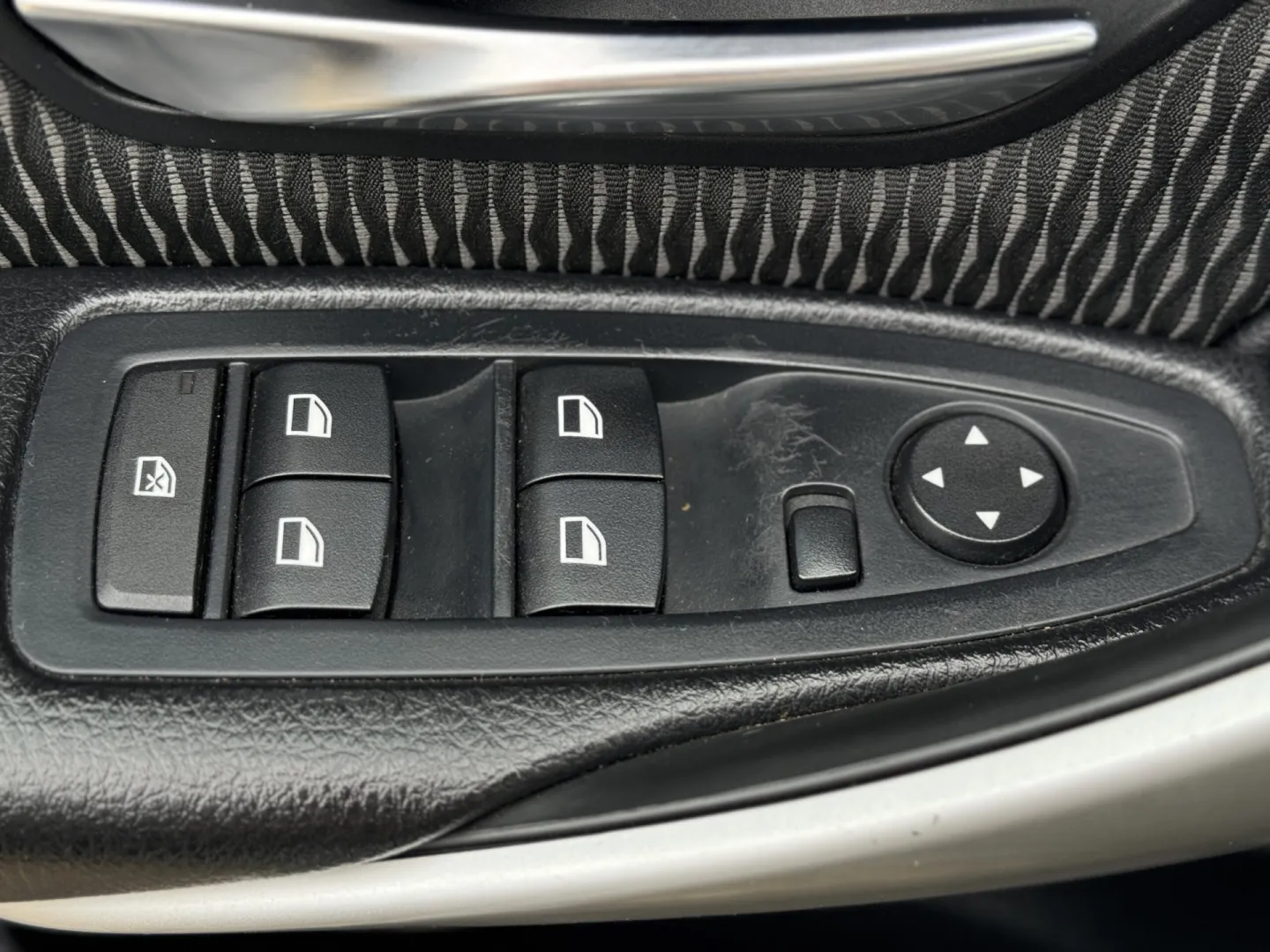 Cumpara/ Vinde online BMW 3 Series 2013 SH, la cel mai bun pret pentru tine!