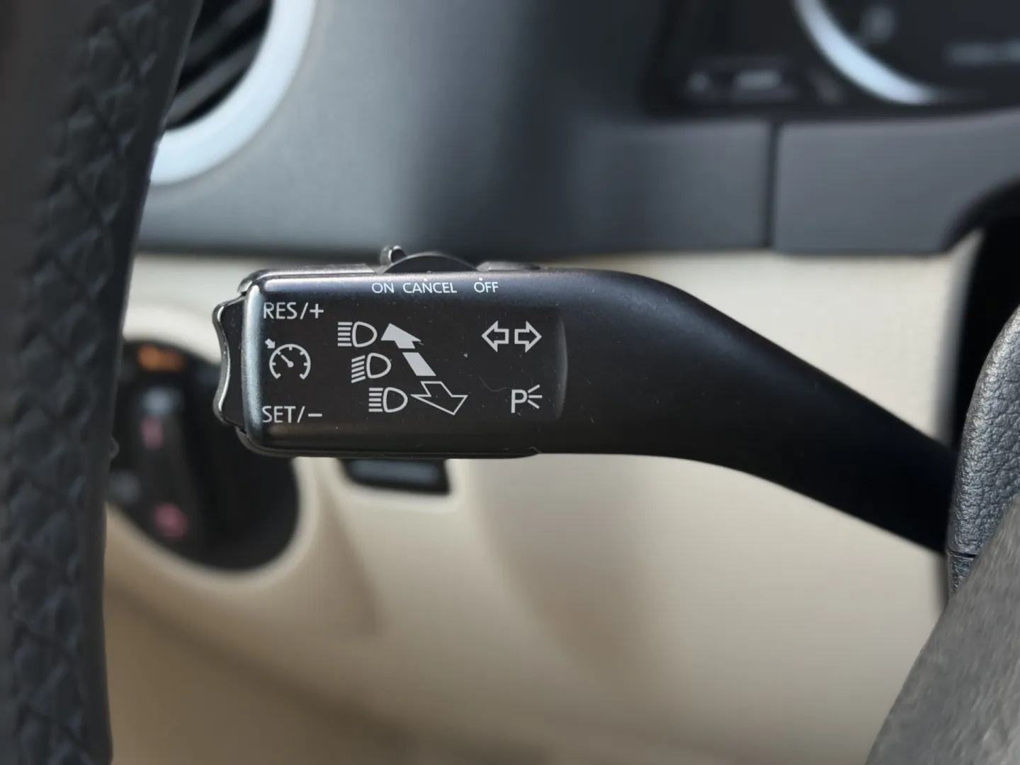 Cumpara/ Vinde online Volkswagen Tiguan 2008 SH, la cel mai bun pret pentru tine!