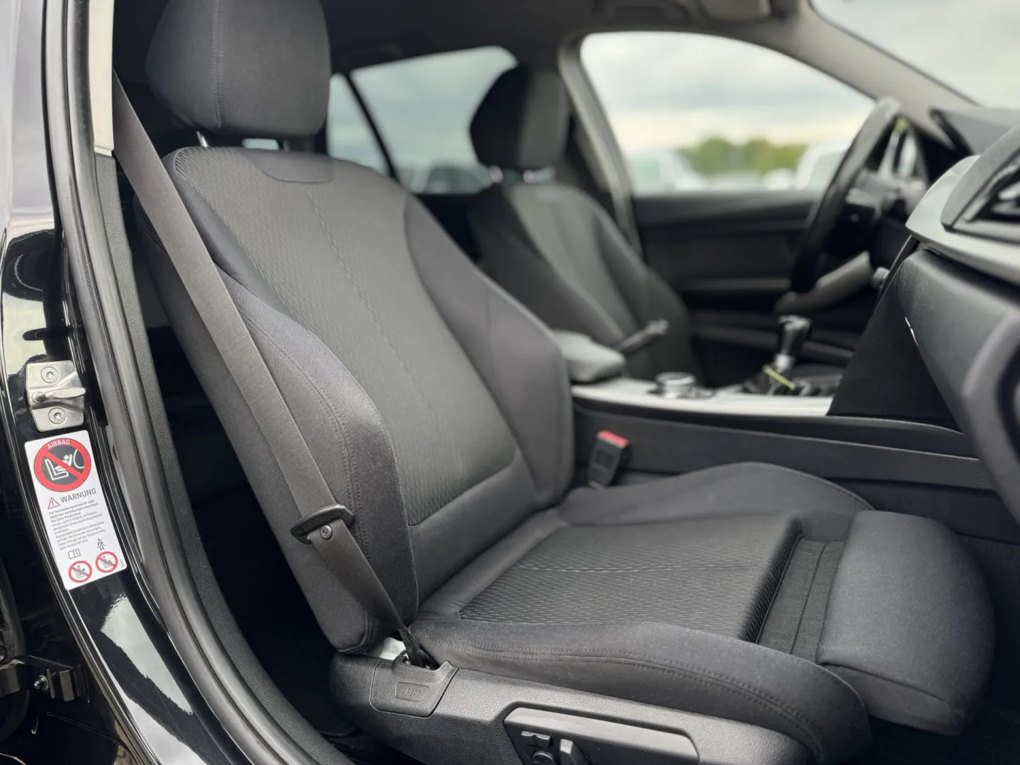 Cumpara/ Vinde online BMW 3 Series 2013 SH, la cel mai bun pret pentru tine!