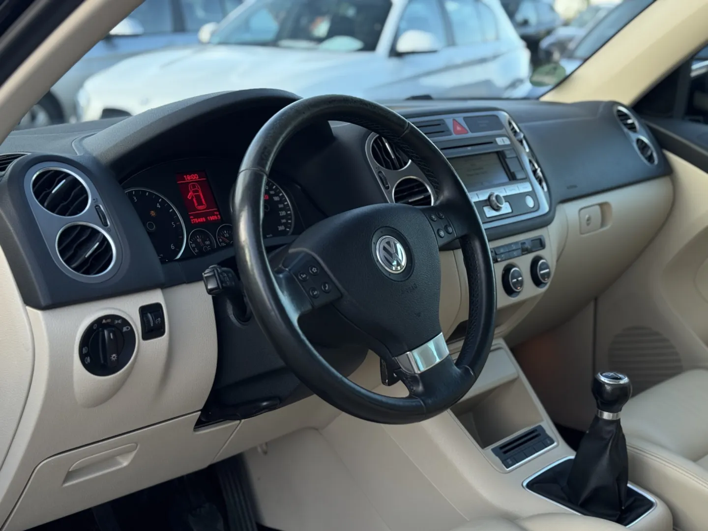Cumpara/ Vinde online Volkswagen Tiguan 2008 SH, la cel mai bun pret pentru tine!