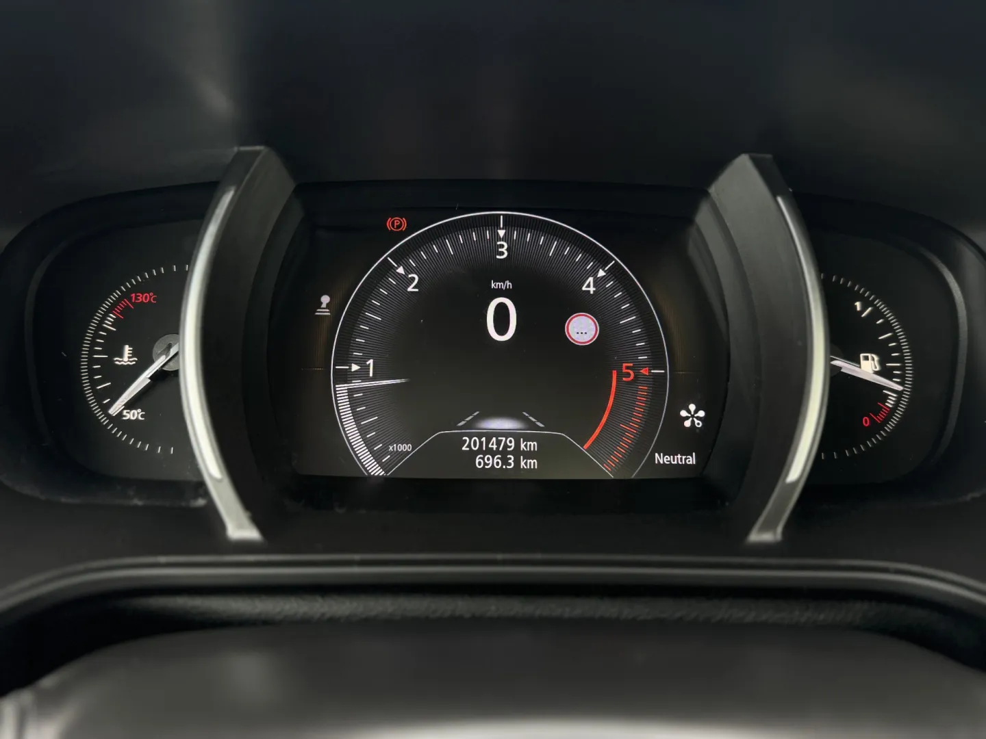 Cumpara/ Vinde online Renault  Megane 2017 SH, la cel mai bun pret pentru tine!