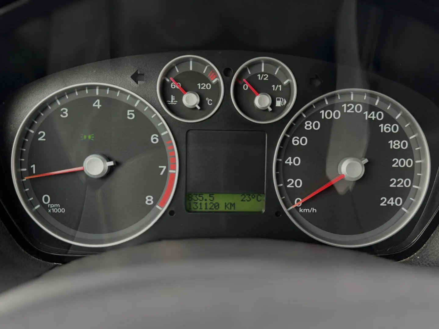 Cumpara/ Vinde online Ford Focus 2005 SH, la cel mai bun pret pentru tine!