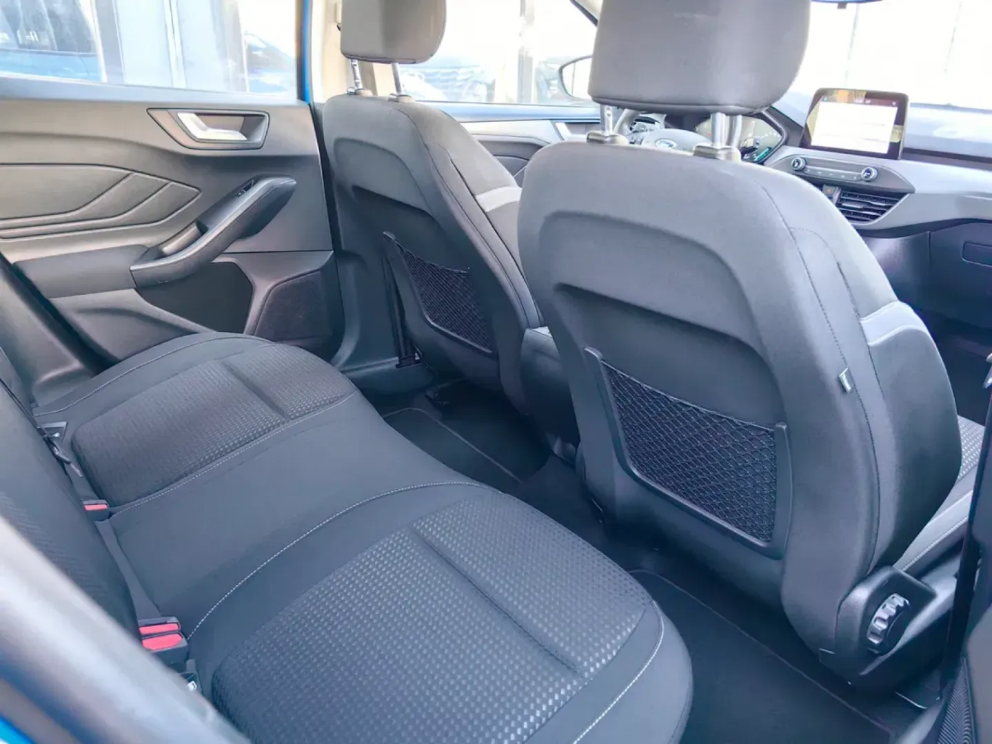 Cumpara/ Vinde online Ford Focus 2022 SH, la cel mai bun pret pentru tine!