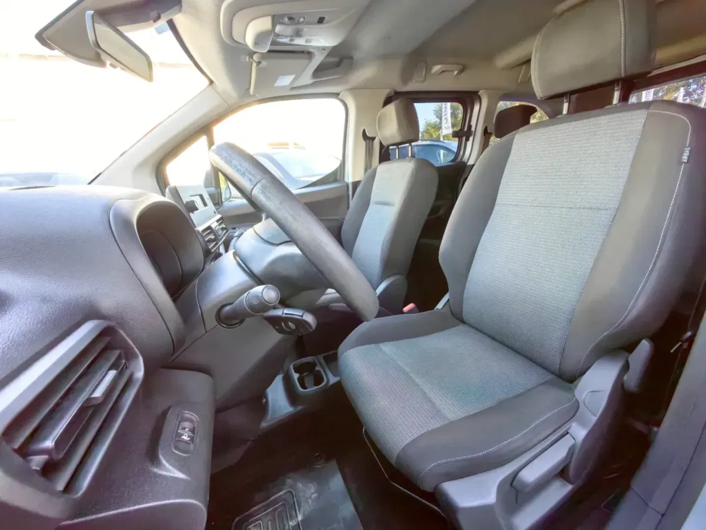 Cumpara/ Vinde online Toyota Proace 2021 SH, la cel mai bun pret pentru tine!