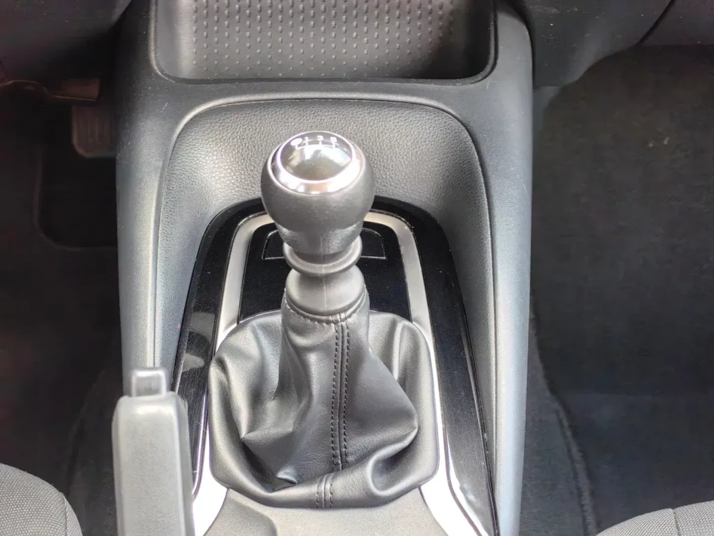 Cumpara/ Vinde online Toyota Corolla 2021 SH, la cel mai bun pret pentru tine!