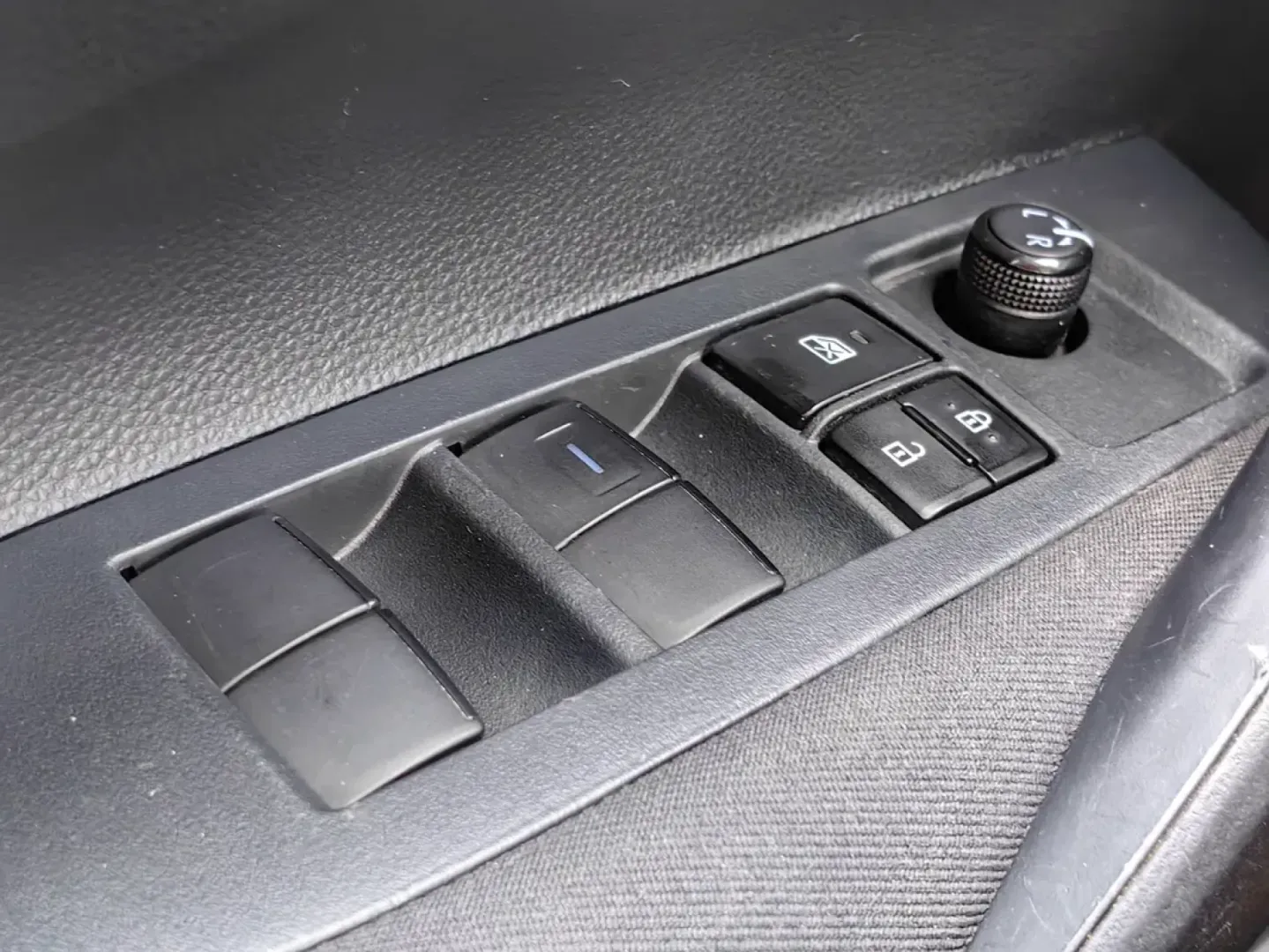 Cumpara/ Vinde online Toyota Corolla 2021 SH, la cel mai bun pret pentru tine!