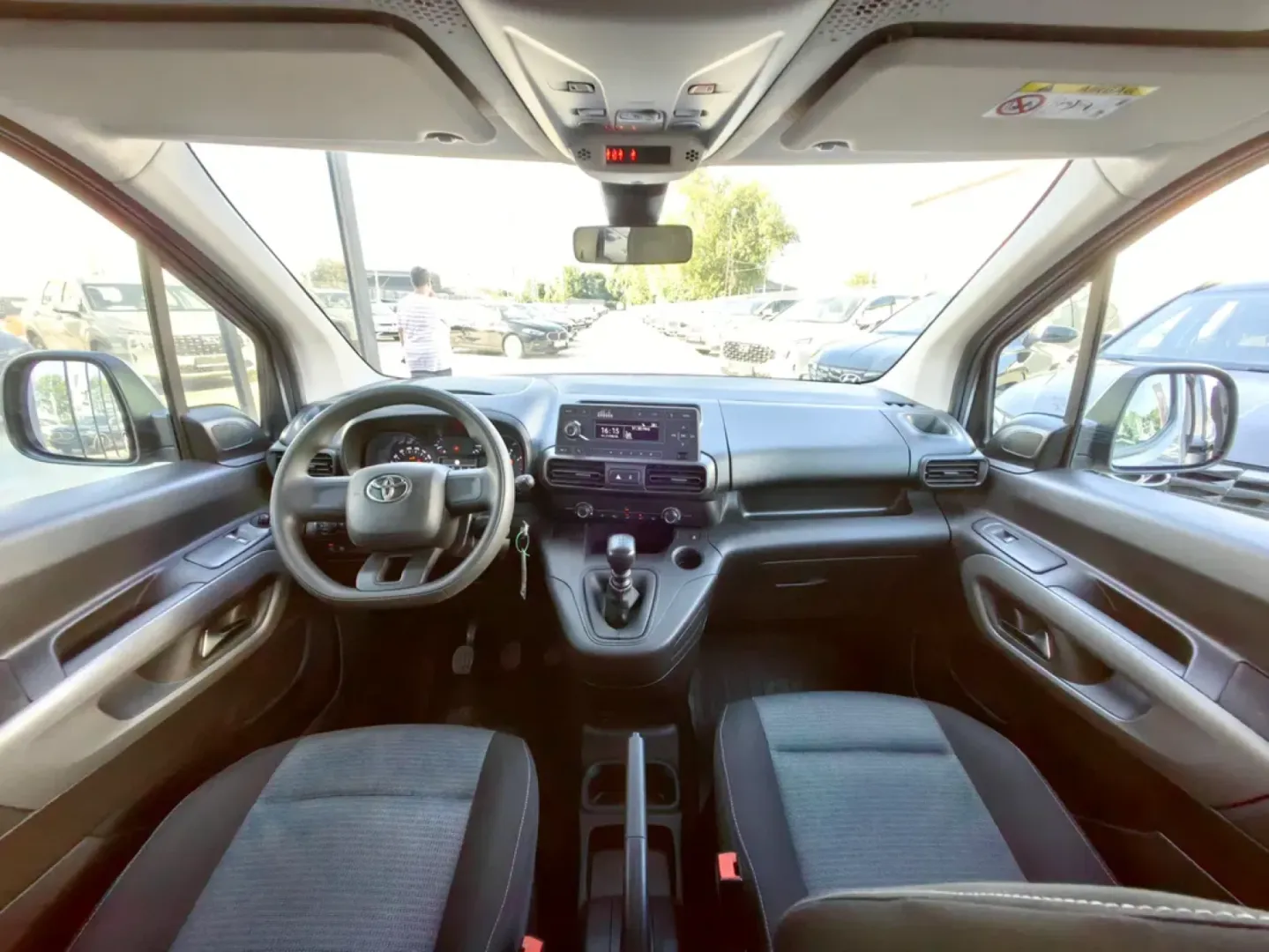 Cumpara/ Vinde online Toyota Proace 2021 SH, la cel mai bun pret pentru tine!