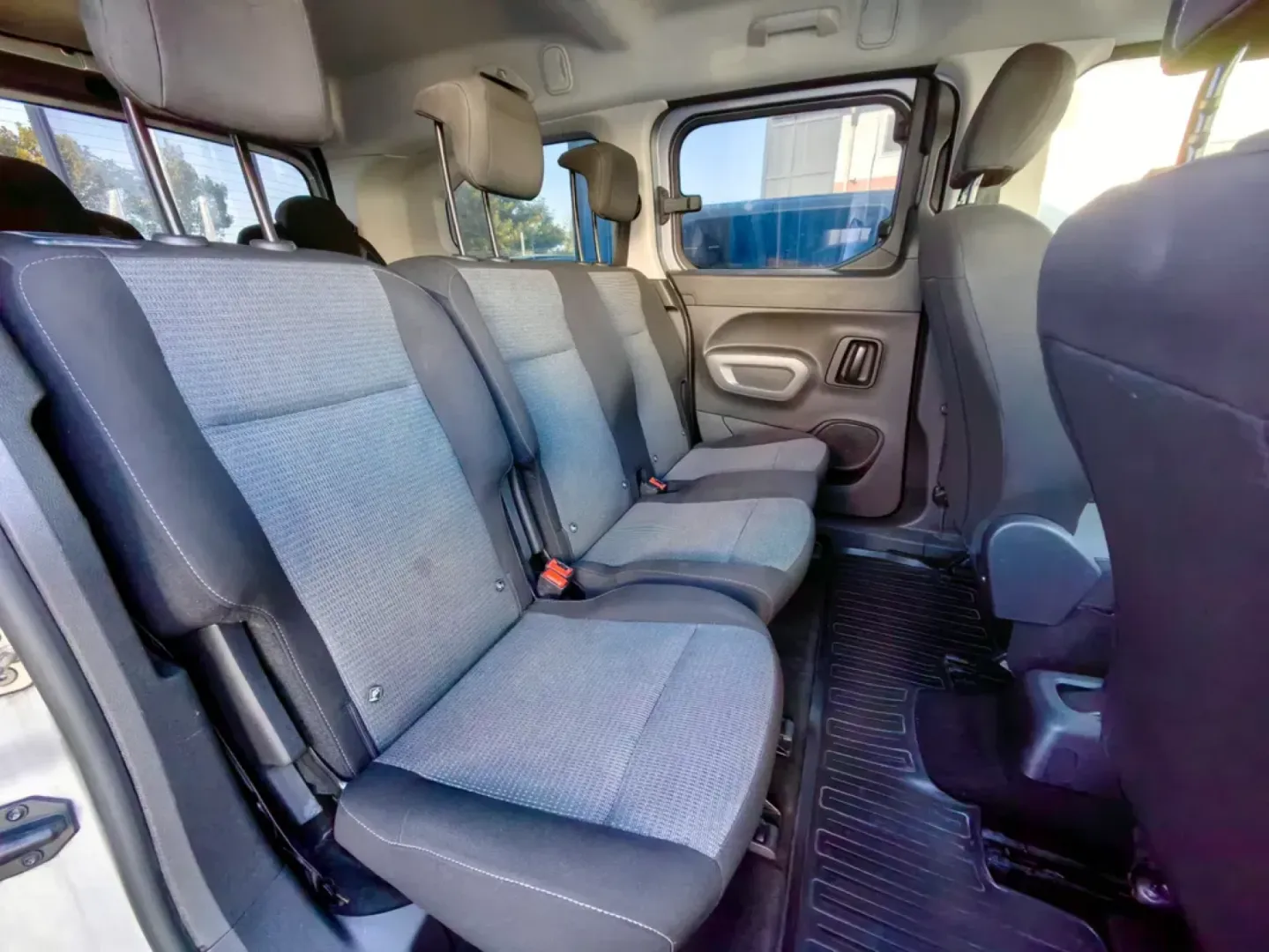 Cumpara/ Vinde online Toyota Proace 2021 SH, la cel mai bun pret pentru tine!