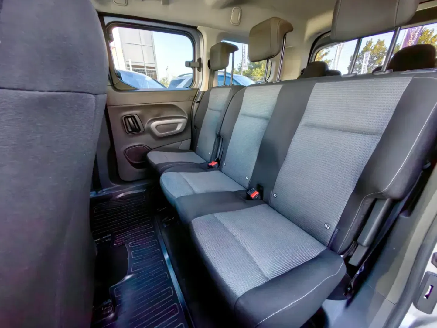 Cumpara/ Vinde online Toyota Proace 2021 SH, la cel mai bun pret pentru tine!