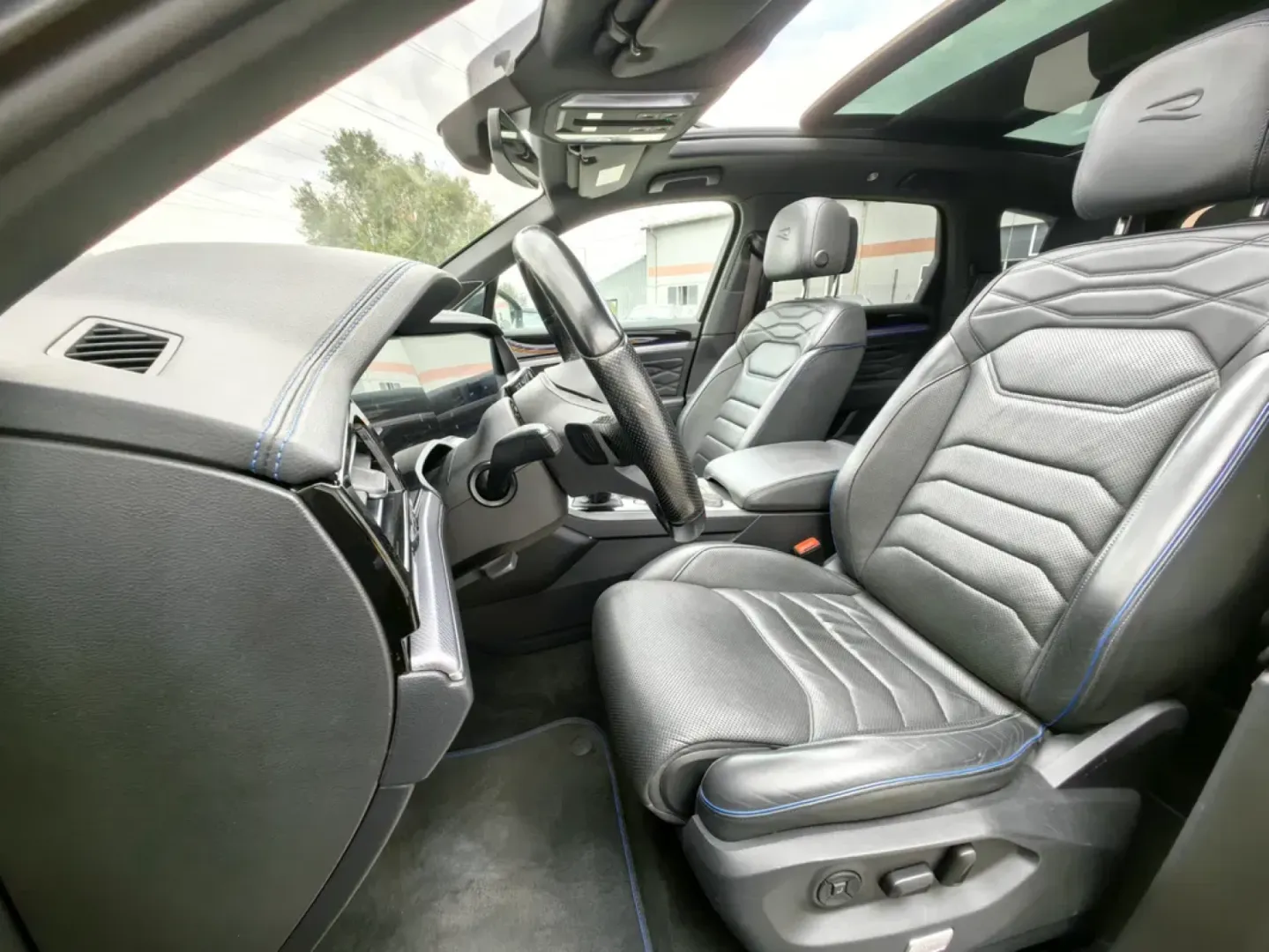 Cumpara/ Vinde online Volkswagen Touareg 2021 SH, la cel mai bun pret pentru tine!