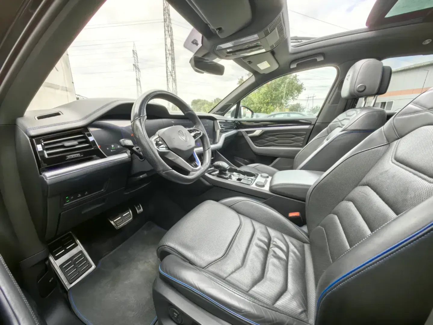 Cumpara/ Vinde online Volkswagen Touareg 2021 SH, la cel mai bun pret pentru tine!